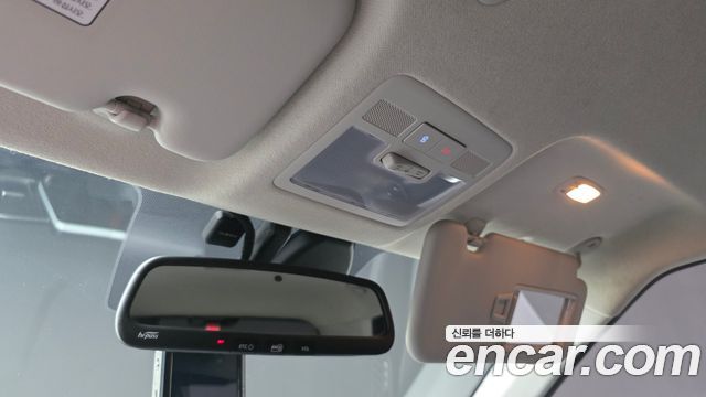 Hyundai Venue 2020 — photo 19