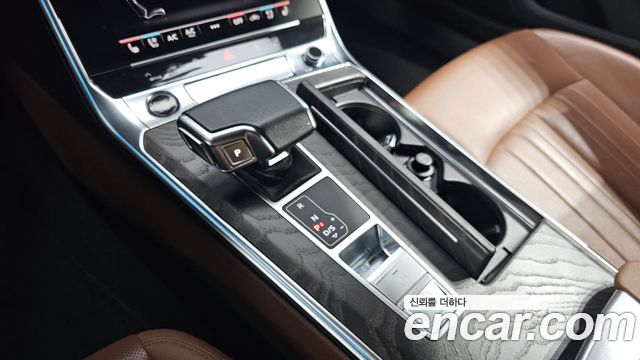 Audi A6 2021 — photo 12