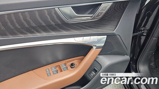 Audi A6 2021 — photo 30