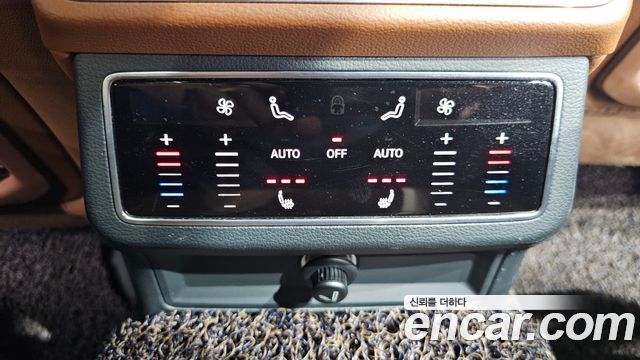 Audi A6 2021 — photo 32