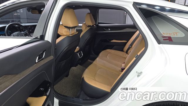 Kia K5 2020 — photo 11