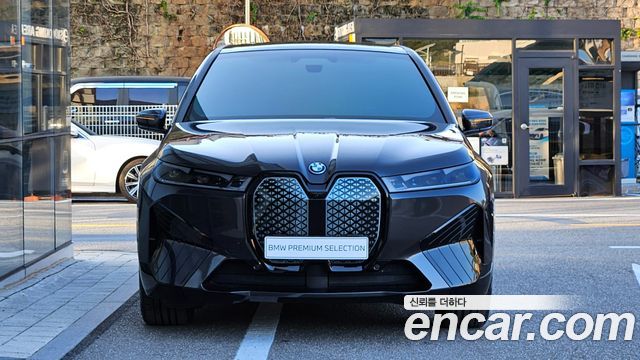 BMW iX 2023 — photo 3