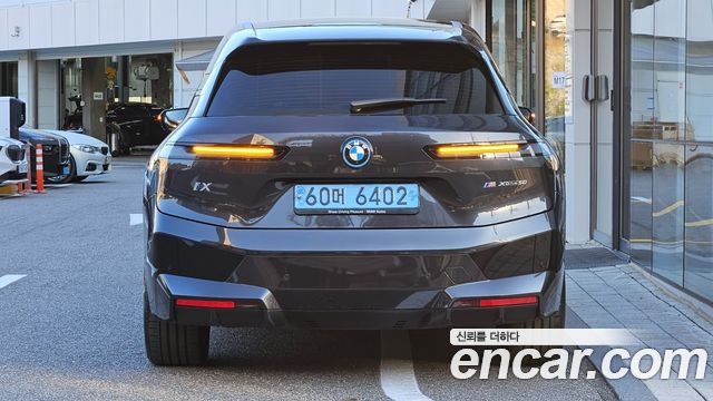 BMW iX 2023 — photo 4