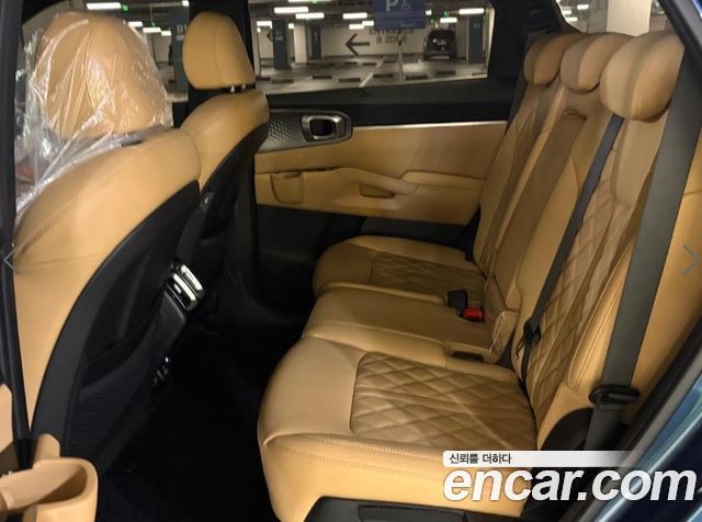 Kia Sorento 2023 — photo 8