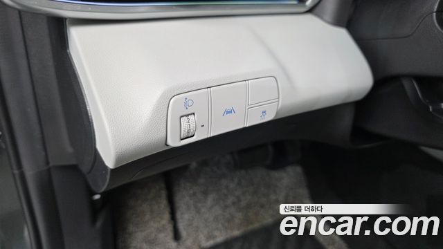 Hyundai AVANTE 2023 — photo 18