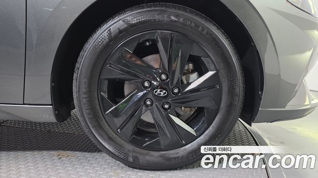 Hyundai AVANTE 2023 — photo 7