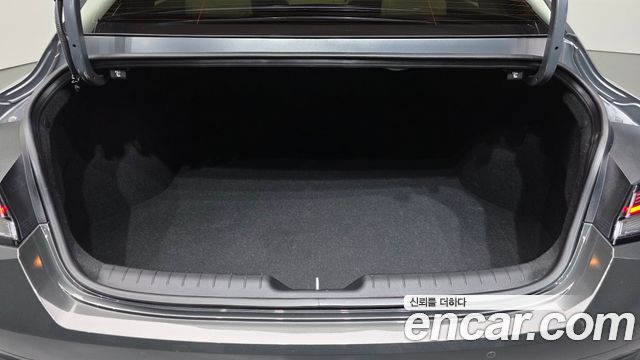 Hyundai AVANTE 2023 — photo 27