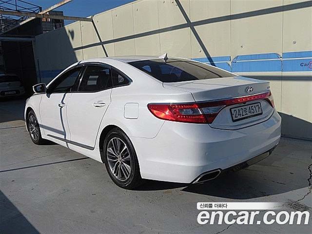 Hyundai Grandeur 2015 — photo 2