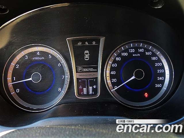 Hyundai Grandeur 2015 — photo 8