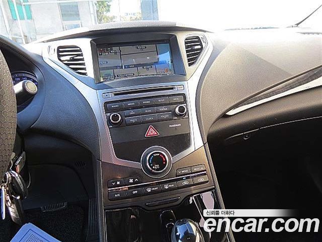 Hyundai Grandeur 2015 — photo 12