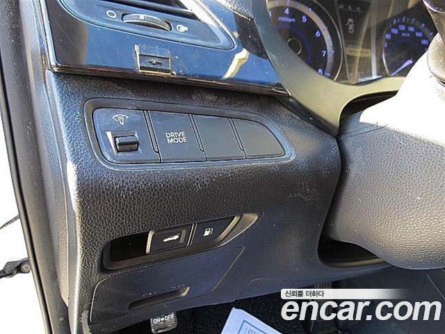 Hyundai Grandeur 2015 — photo 17