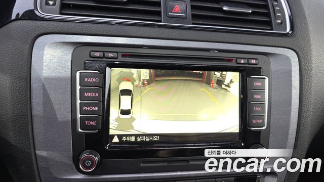 Volkswagen Jetta 2015 — photo 15