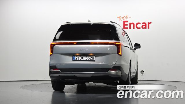 Kia Canival 2025 — photo 4