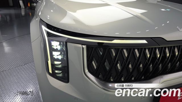 Kia Canival 2025 — photo 8