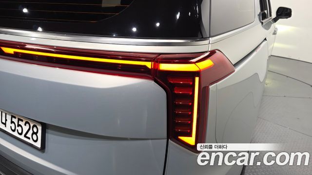 Kia Canival 2025 — photo 9