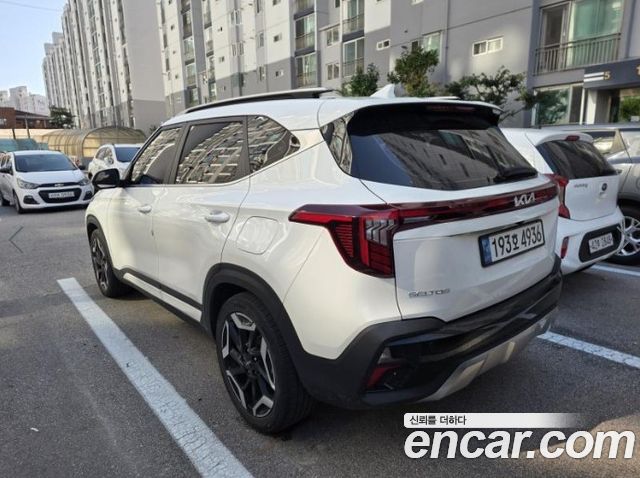 Kia Seltos 2023 — photo 4