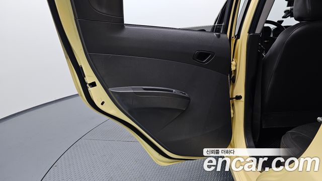 Chevrolet Korea Spark 2014 — photo 15