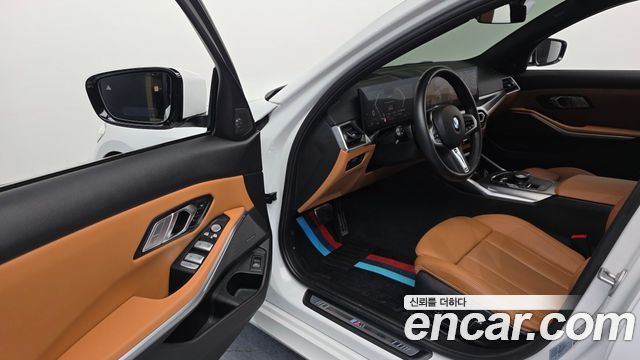 BMW 3-Series 2024 — photo 13