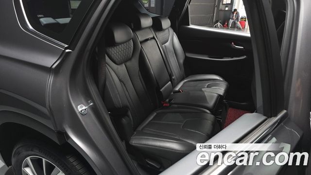 Hyundai Santafe 2020 — photo 18