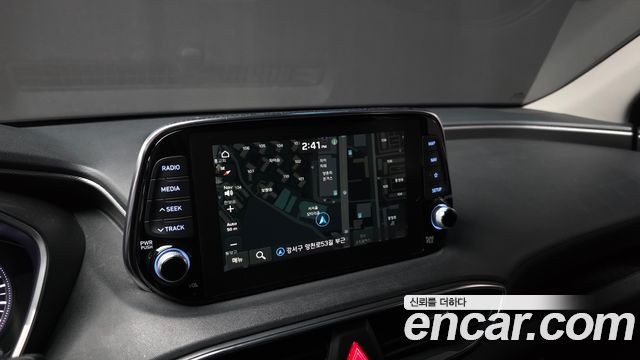 Hyundai Santafe 2020 — photo 21