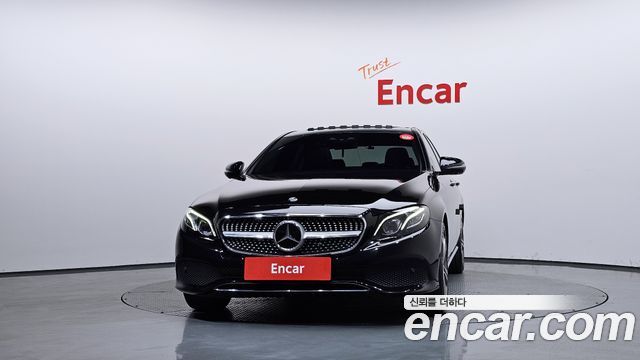 Mercedes-Benz E-Class 2017 — photo 3