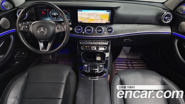 Mercedes-Benz E-Class 2017 — photo 7