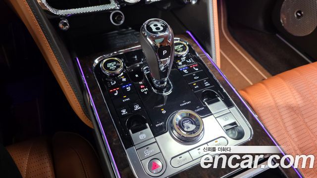 Bentley Flying Spur 2022 — photo 9