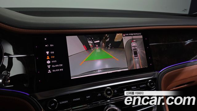 Bentley Flying Spur 2022 — photo 15