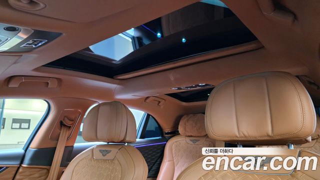 Bentley Flying Spur 2022 — photo 18