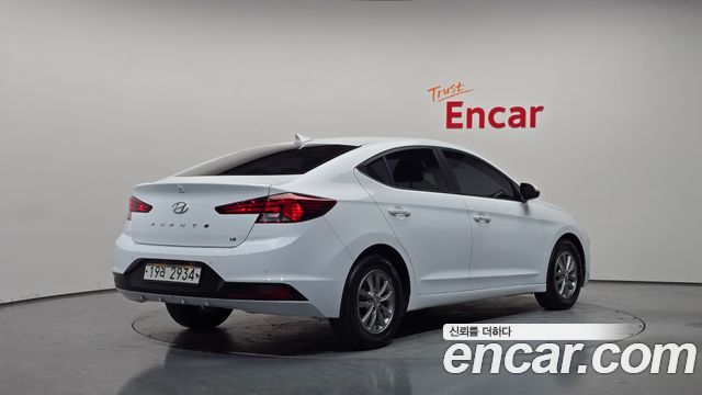 Hyundai AVANTE 2020 — photo 2