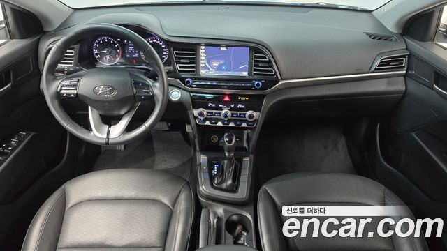 Hyundai AVANTE 2020 — photo 10