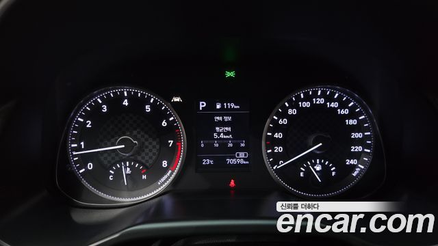 Hyundai AVANTE 2020 — photo 11