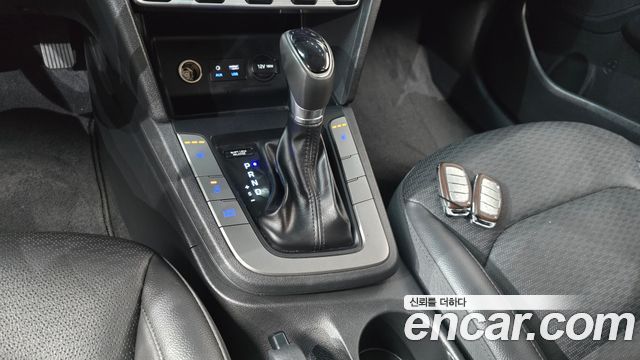 Hyundai AVANTE 2020 — photo 12