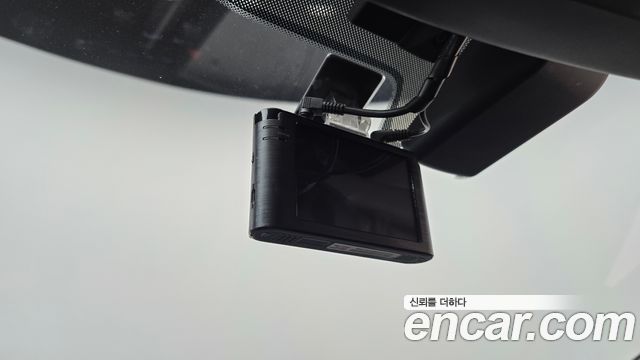 Hyundai AVANTE 2020 — photo 31