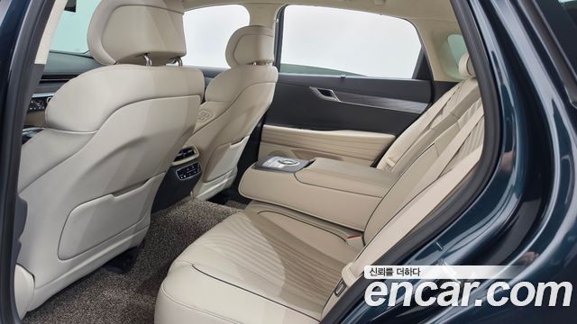 Genesis G80 2022 — photo 26