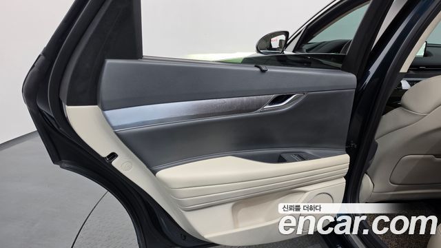 Genesis G80 2022 — photo 15