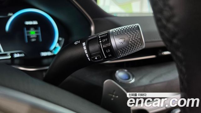 Genesis G80 2022 — photo 28