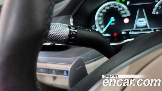 Genesis G80 2022 — photo 30