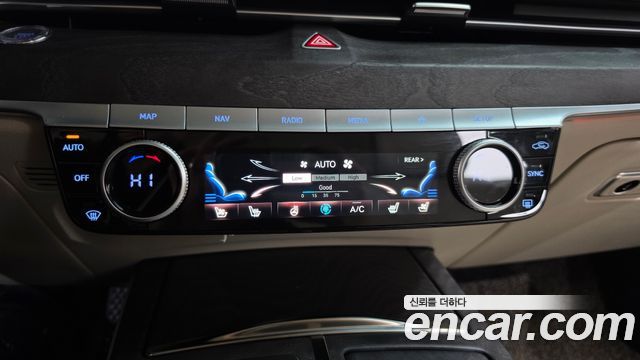 Genesis G80 2022 — photo 32