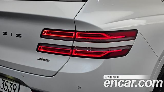 Genesis GV80 2024 — photo 9