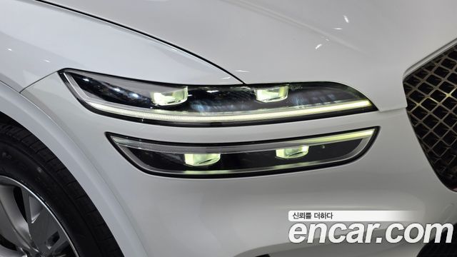 Genesis GV70 2021 — photo 8