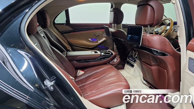 Mercedes-Benz S-Class 2020 — photo 18