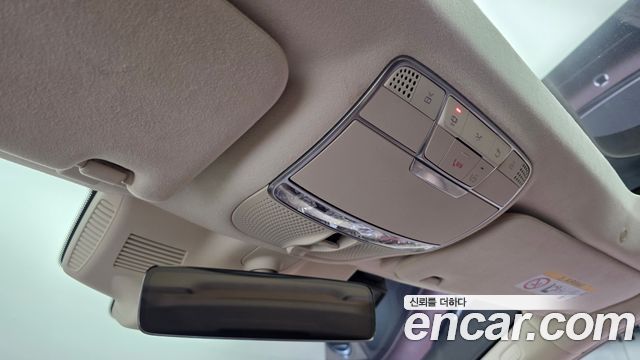 Mercedes-Benz S-Class 2020 — photo 30