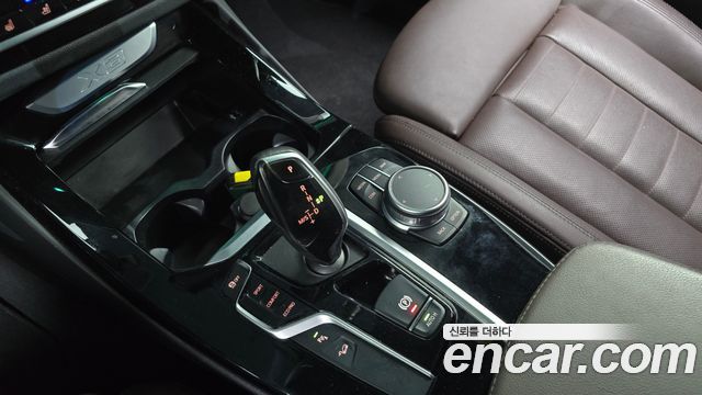 BMW X3 2021 — photo 12