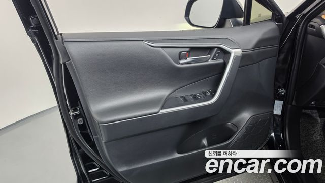 Toyota RAV4 2025 — photo 14