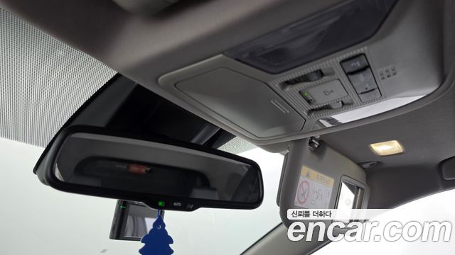 Toyota RAV4 2025 — photo 29