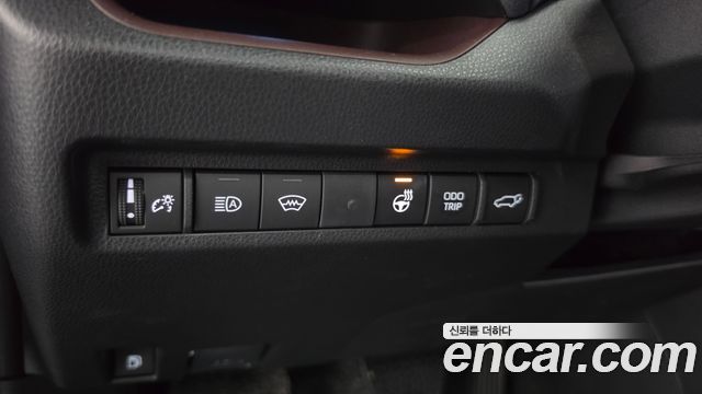Toyota RAV4 2025 — photo 30