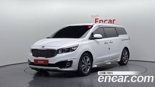 Kia Canival 2017 — photo 1