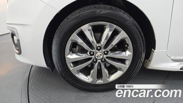 Kia Canival 2017 — photo 5
