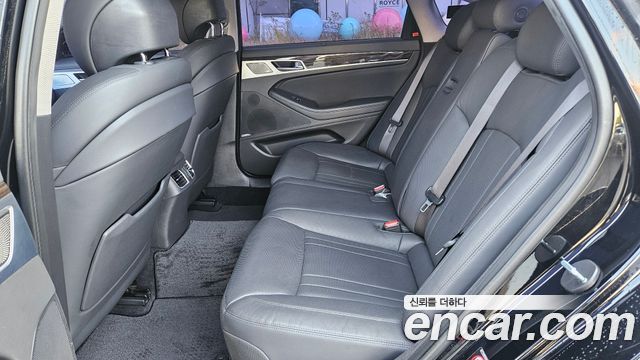Genesis G80 2017 — photo 9